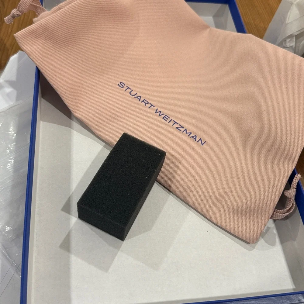 Stuart Weitzman Shearling Mule - Picture 8 of 11